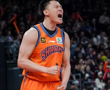 必威体育-六月 CBA 三大名场面：有人逆袭有人离场，找准定位远胜盲目硬拼